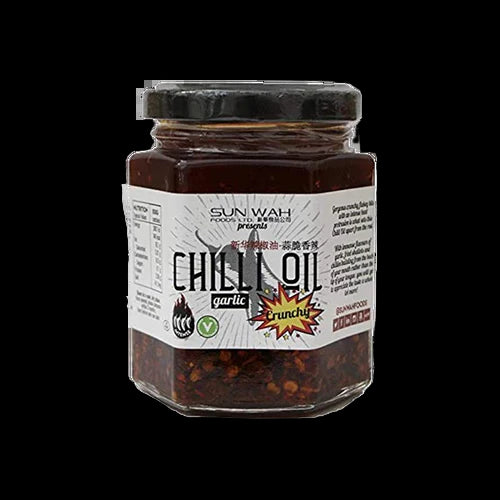 Sun Wah Chilli Oil With Garlic Crunchy